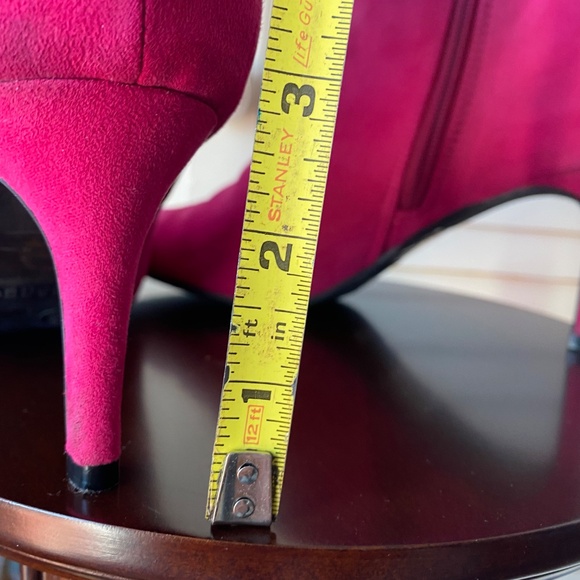 NWOT Hot Pink Faux Suede Bootie BAMBOO brand with Silver Tone Toggle Side Zipper - Picture 7 of 12